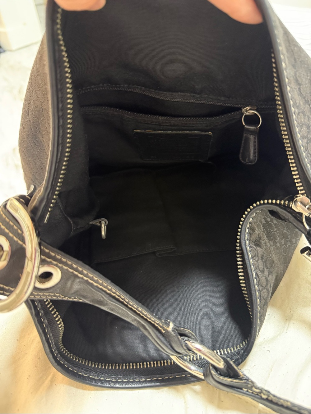 Coach Hobo Signature Shoulder Bag Black Jacquard/Leather - Picture 14 of 15
